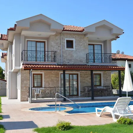Sari * Dalyan